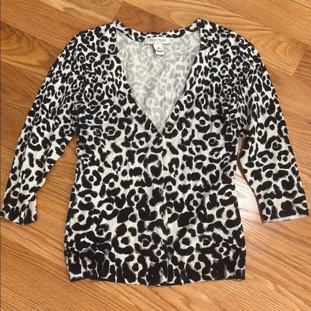White House Black Market size S Leopard Print Cardigan